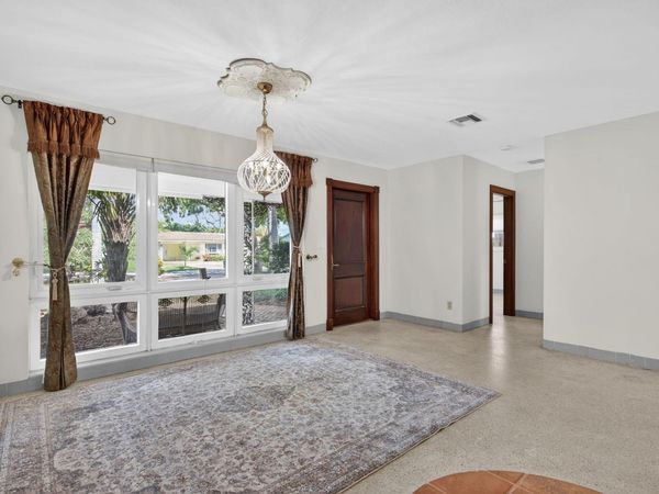 2580 SE 5th Court, Pompano Beach, FL 33062