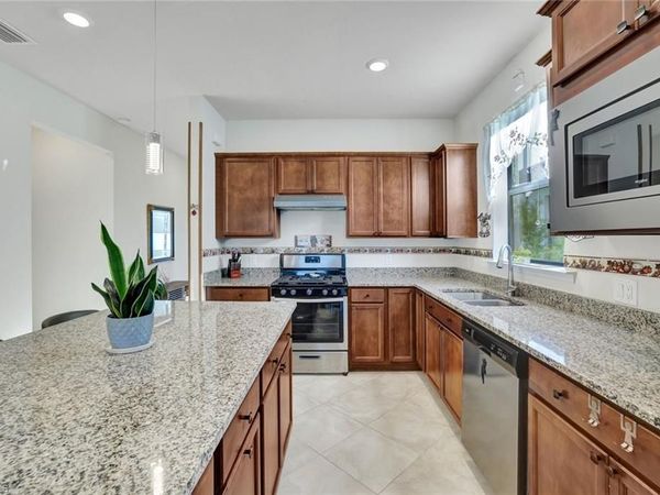 2171 YELLOWFIN CIR, NAPLES, FL 34114