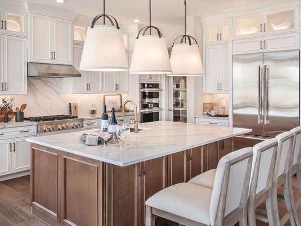 8 Loons Call, Unit 102, Plymouth, MA 02360