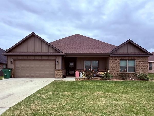 108 Wiley Street, Stephenville, TX 76401