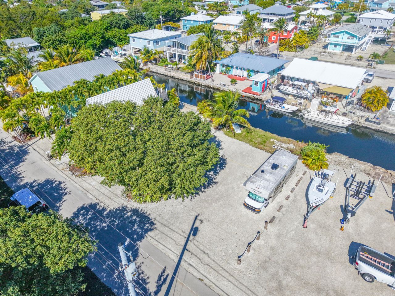 31033 Hibiscus Drive, Big Pine Key, FL 33043 Photo
