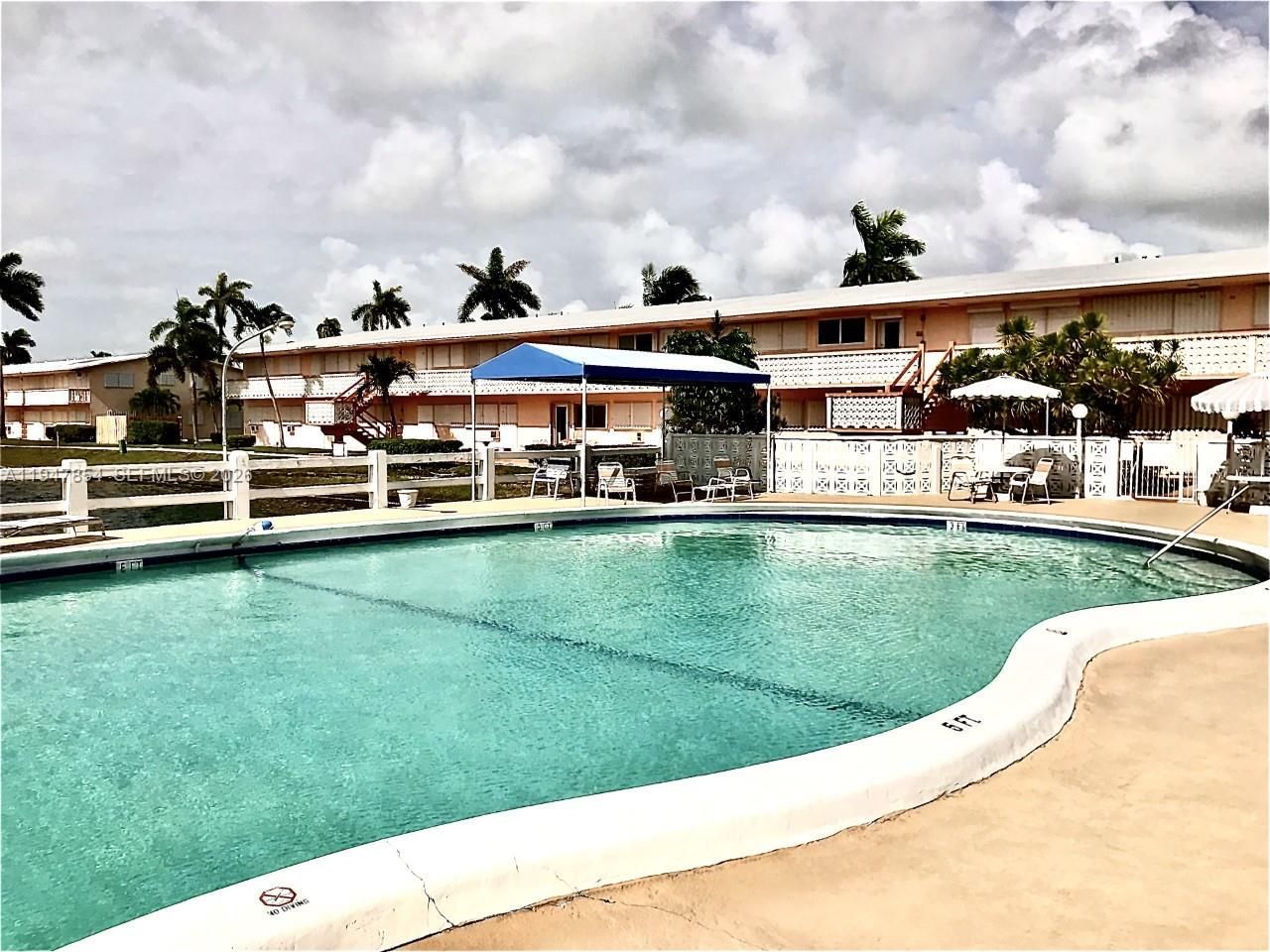 900 SW 11th Ave, Unit 7C, Hallandale Beach, FL 33009 Photo