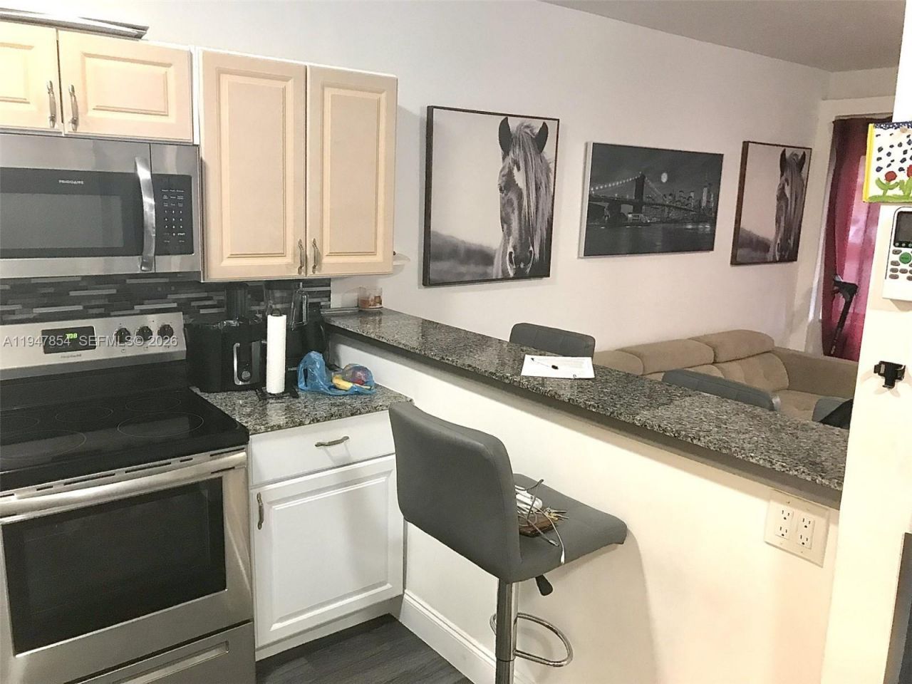 900 SW 11th Ave, Unit 7C, Hallandale Beach, FL 33009 Photo