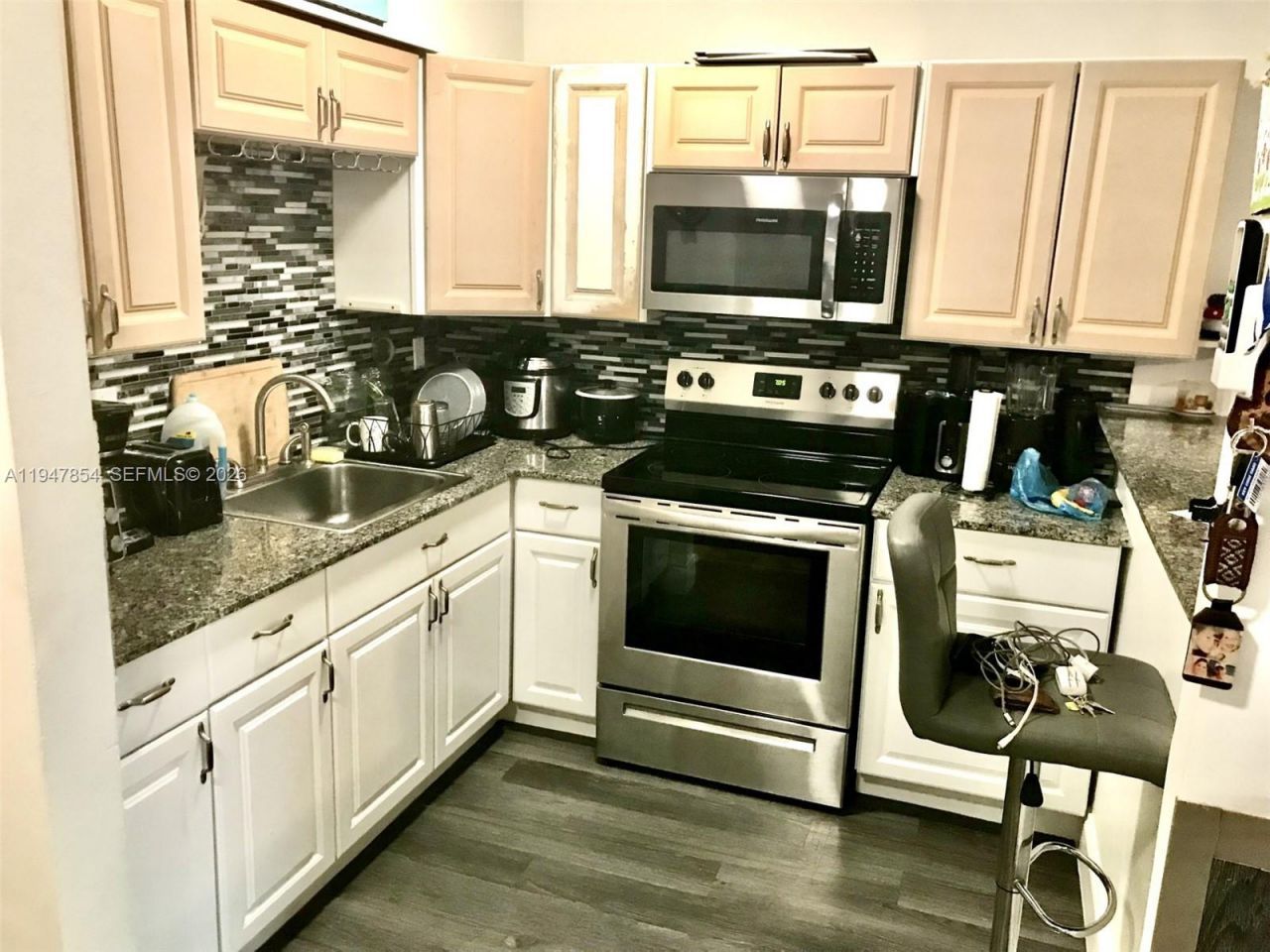 900 SW 11th Ave, Unit 7C, Hallandale Beach, FL 33009 Photo