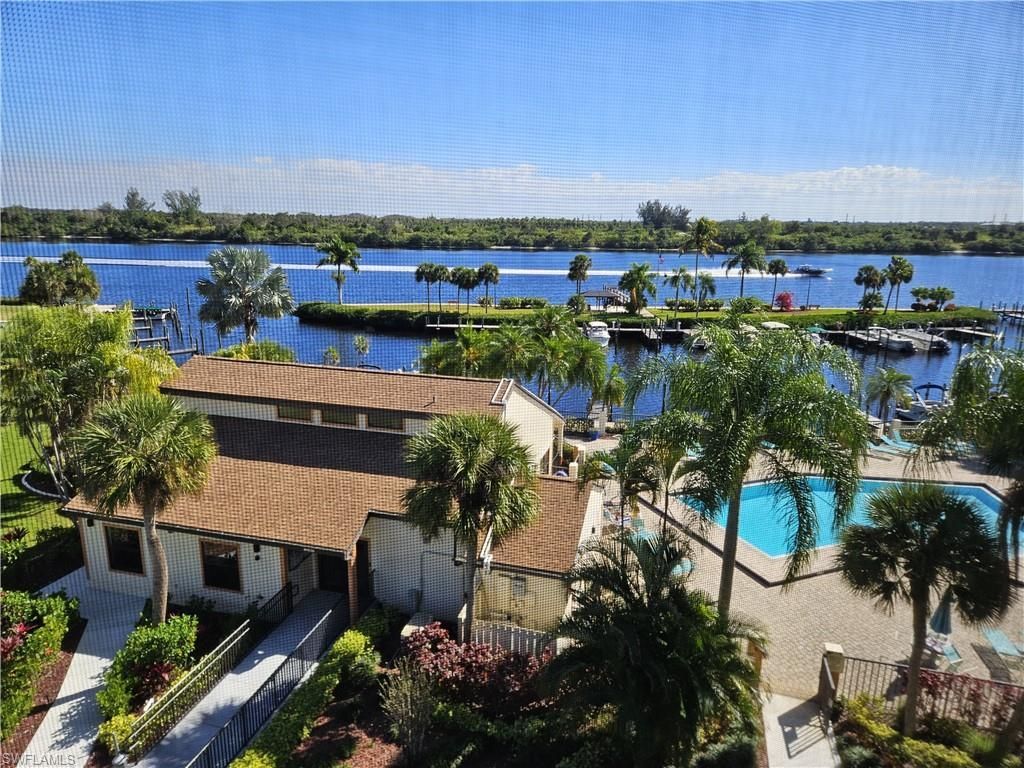 16000 Bay Pointe Blvd , Unit 307, North Fort Myers, FL 33917 Photo