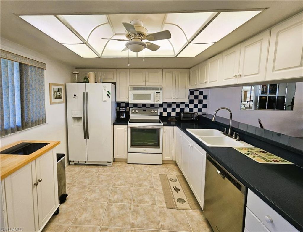 16000 Bay Pointe Blvd , Unit 307, North Fort Myers, FL 33917 Photo