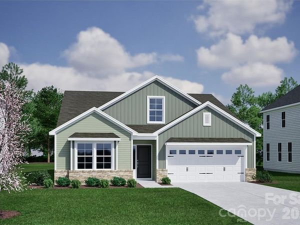 928 Leyna Court, Unit 18, Newton, NC 28658