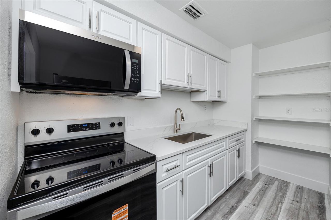 418 39th Avenue N, Saint Petersburg, FL 33703 Photo