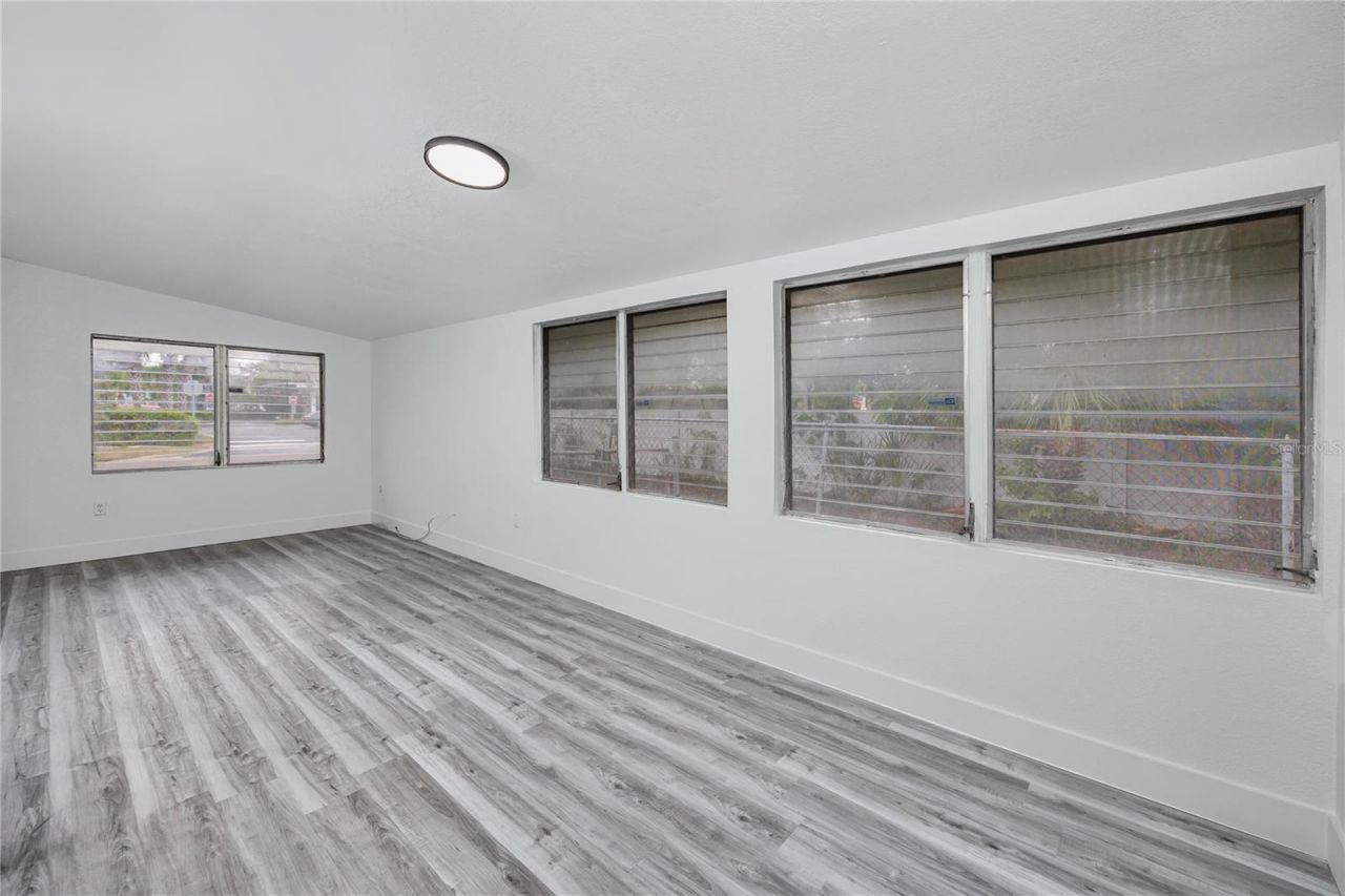 418 39th Avenue N, Saint Petersburg, FL 33703 Photo