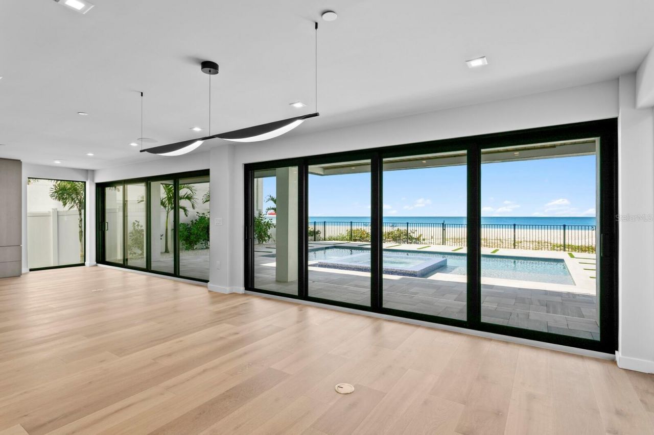 70 Gulf Boulevard, Indian Rocks Beach, FL 33785 Photo