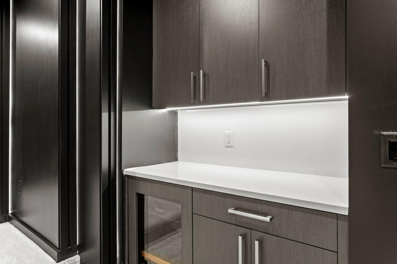 70 Gulf Boulevard, Indian Rocks Beach, FL 33785 Photo