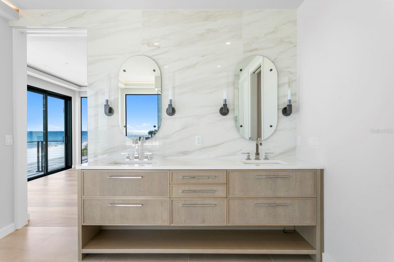 70 Gulf Boulevard, Indian Rocks Beach, FL 33785 Photo