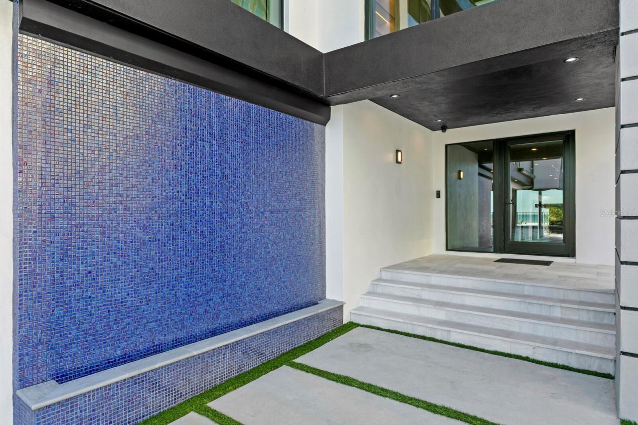 70 Gulf Boulevard, Indian Rocks Beach, FL 33785 Photo