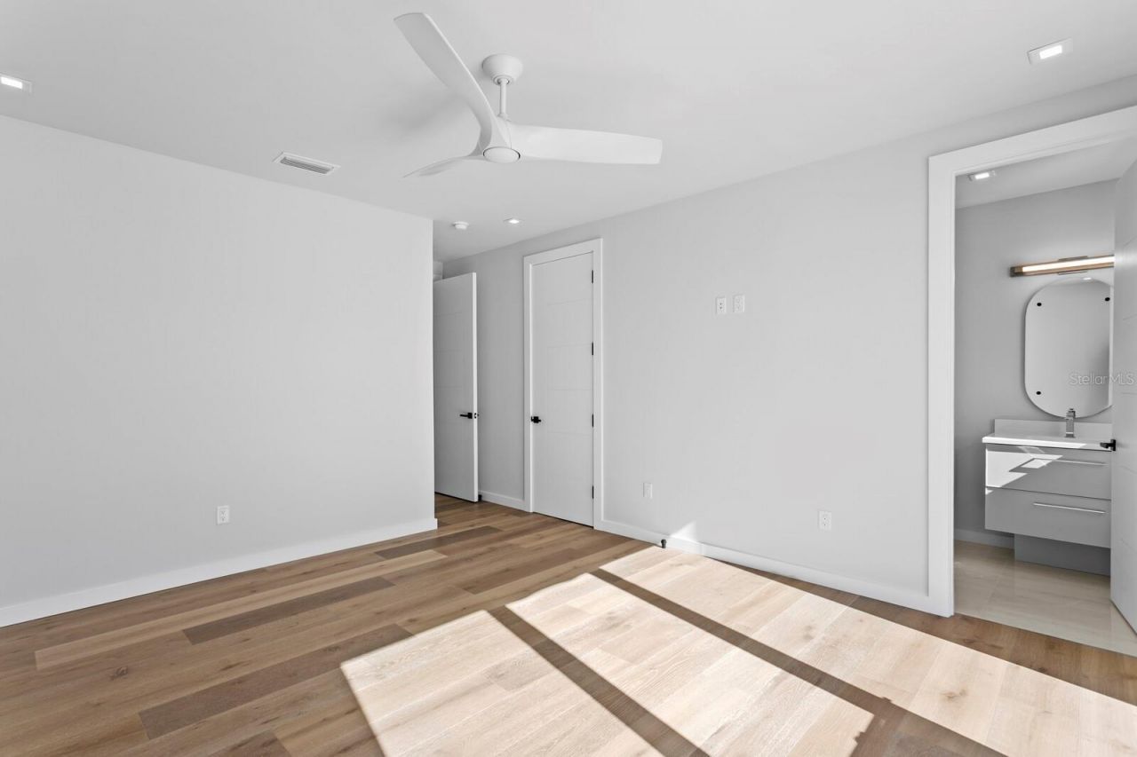 70 Gulf Boulevard, Indian Rocks Beach, FL 33785 Photo