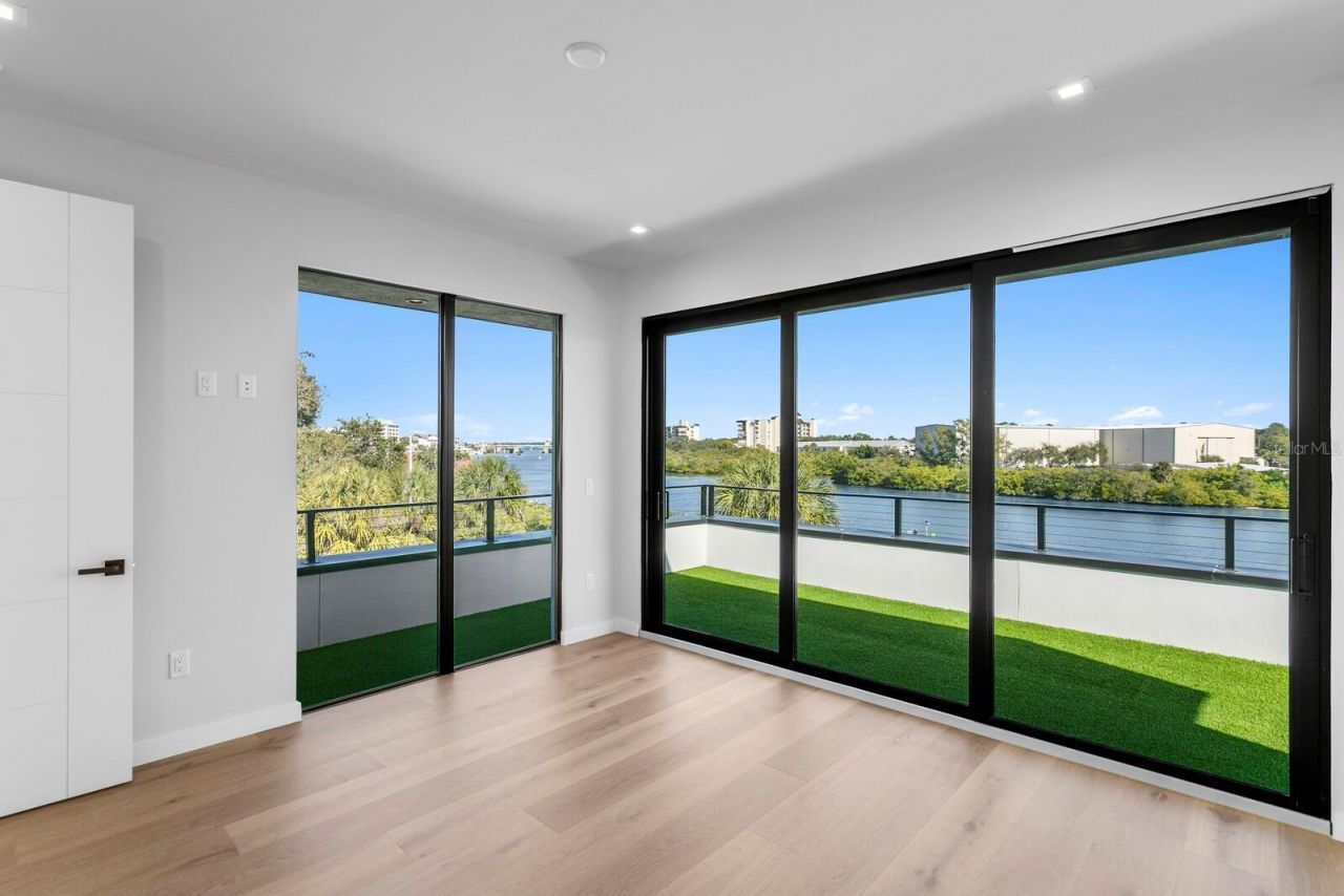 70 Gulf Boulevard, Indian Rocks Beach, FL 33785 Photo