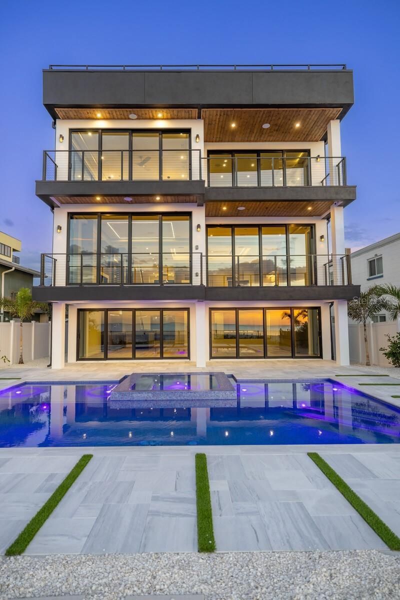 70 Gulf Boulevard, Indian Rocks Beach, FL 33785 Photo