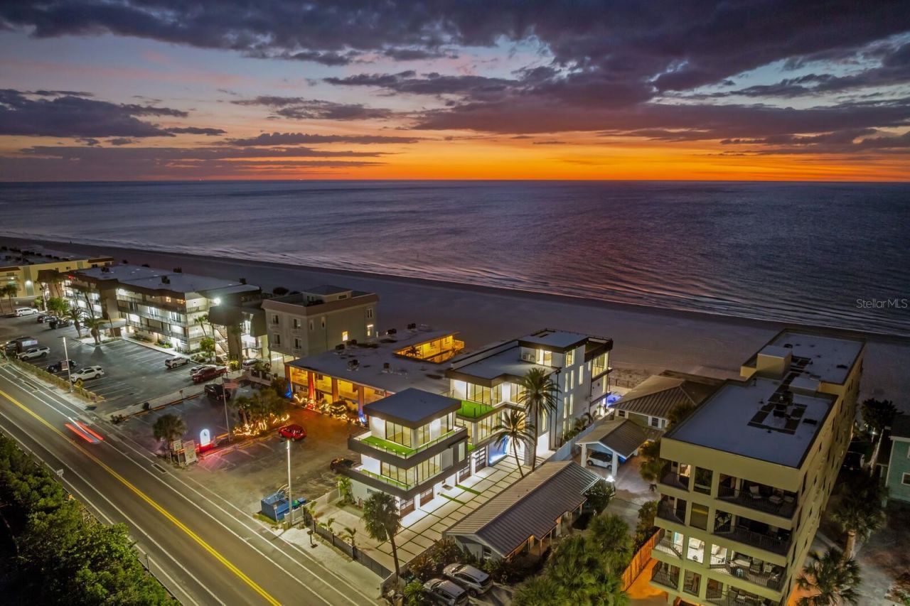 70 Gulf Boulevard, Indian Rocks Beach, FL 33785 Photo