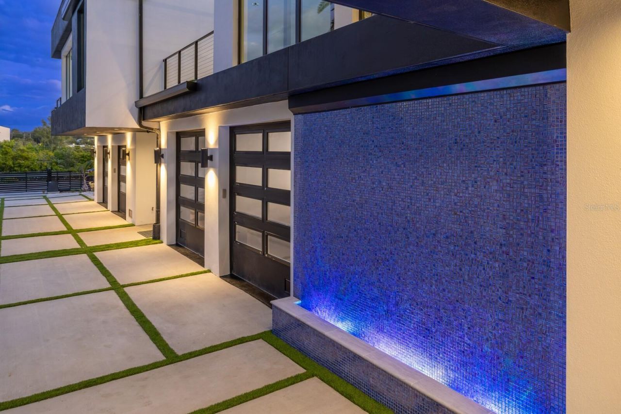 70 Gulf Boulevard, Indian Rocks Beach, FL 33785 Photo