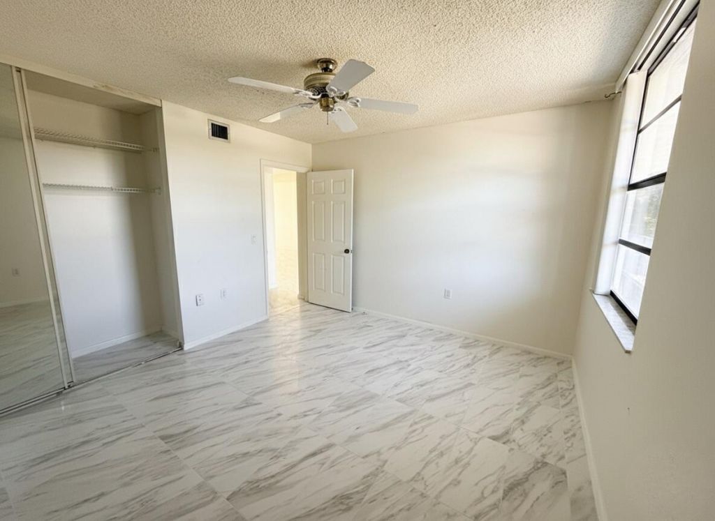 3826 Whitehall Drive, Unit 305, West Palm Beach, FL 33401 Photo