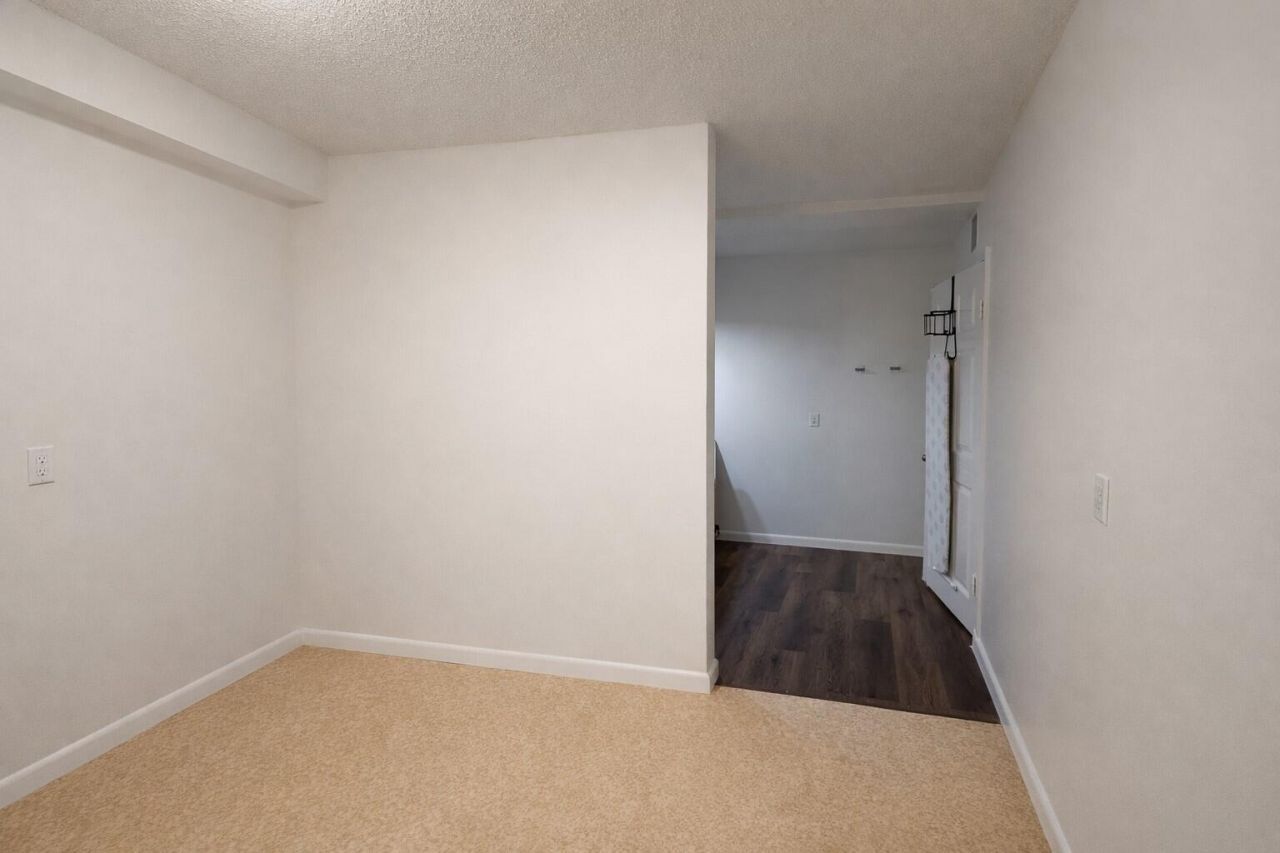 3826 Whitehall Drive, Unit 305, West Palm Beach, FL 33401 Photo