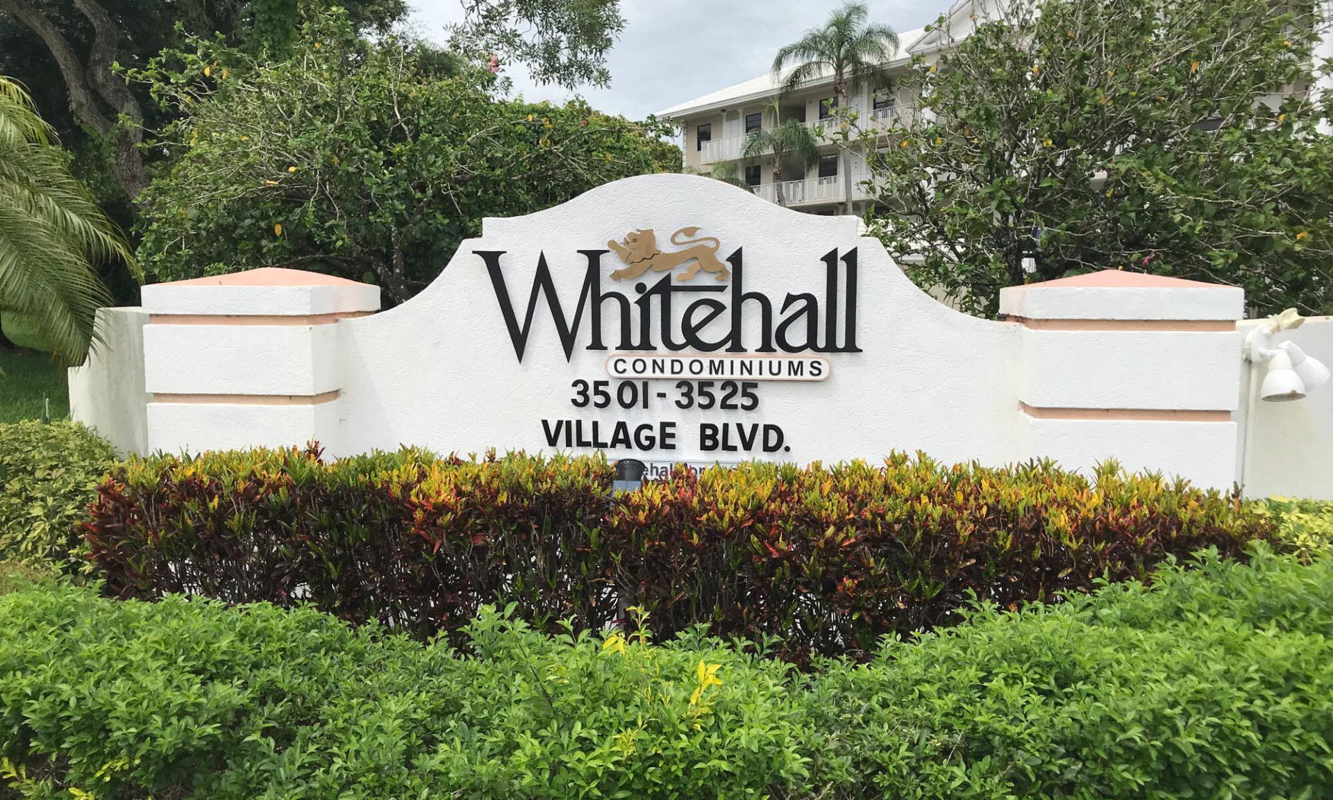 3826 Whitehall Drive, Unit 305, West Palm Beach, FL 33401 Photo