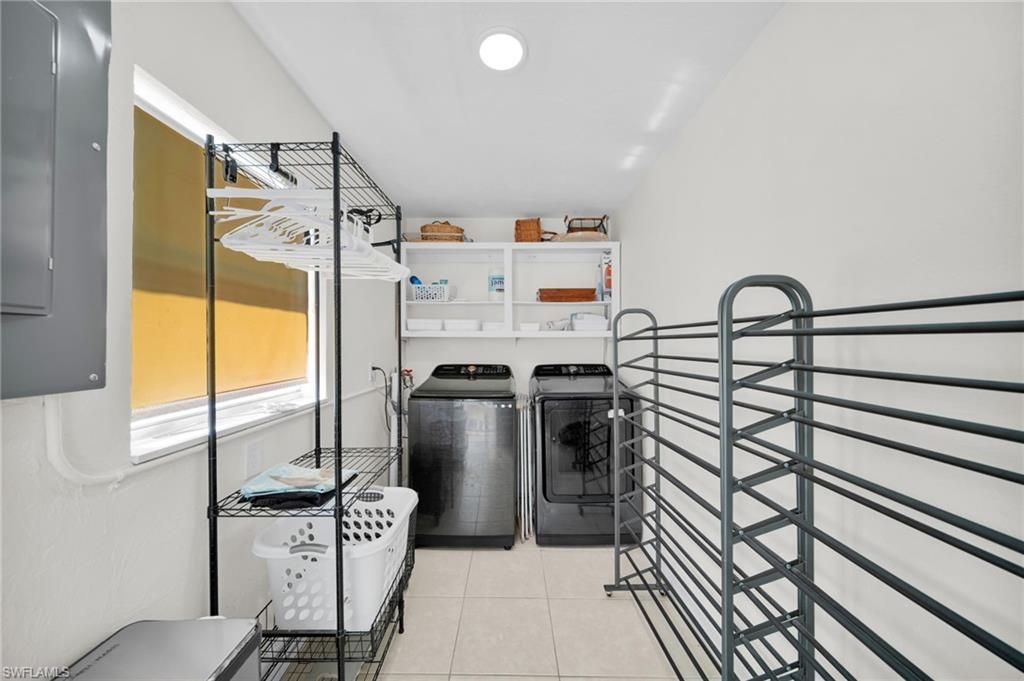 616 El Dorado Pkwy E, Cape Coral, FL 33904 Photo