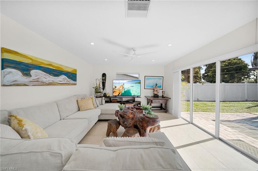 616 El Dorado Pkwy E, Cape Coral, FL 33904 Photo