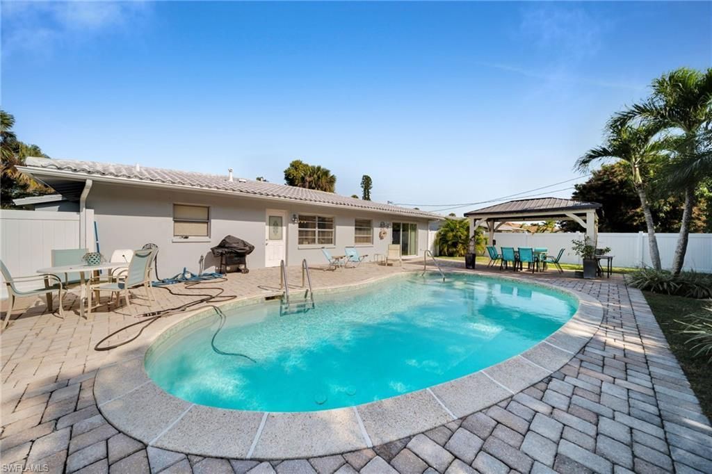 616 El Dorado Pkwy E, Cape Coral, FL 33904 Photo