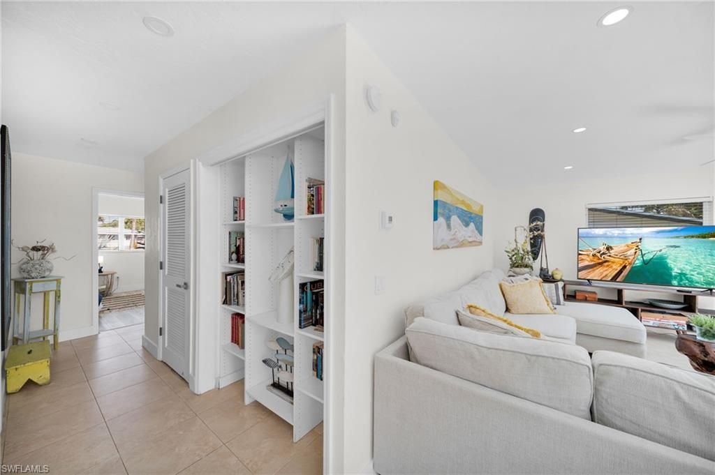 616 El Dorado Pkwy E, Cape Coral, FL 33904 Photo