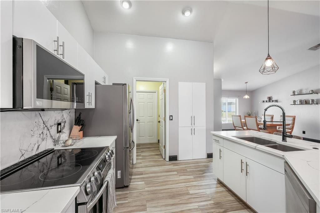 214 NW 25th Ave, Cape Coral, FL 33993 Photo