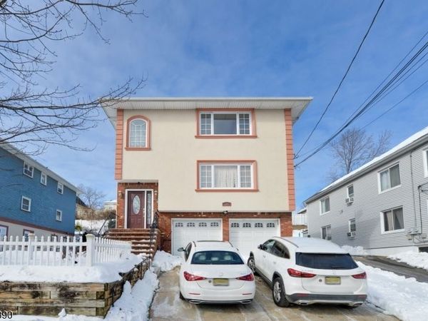 100 Eastern Way, Rutherford, NJ 07070