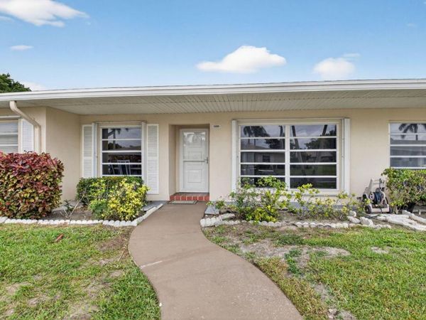 8633 Chevy Chase Drive, Boca Raton, FL 33433