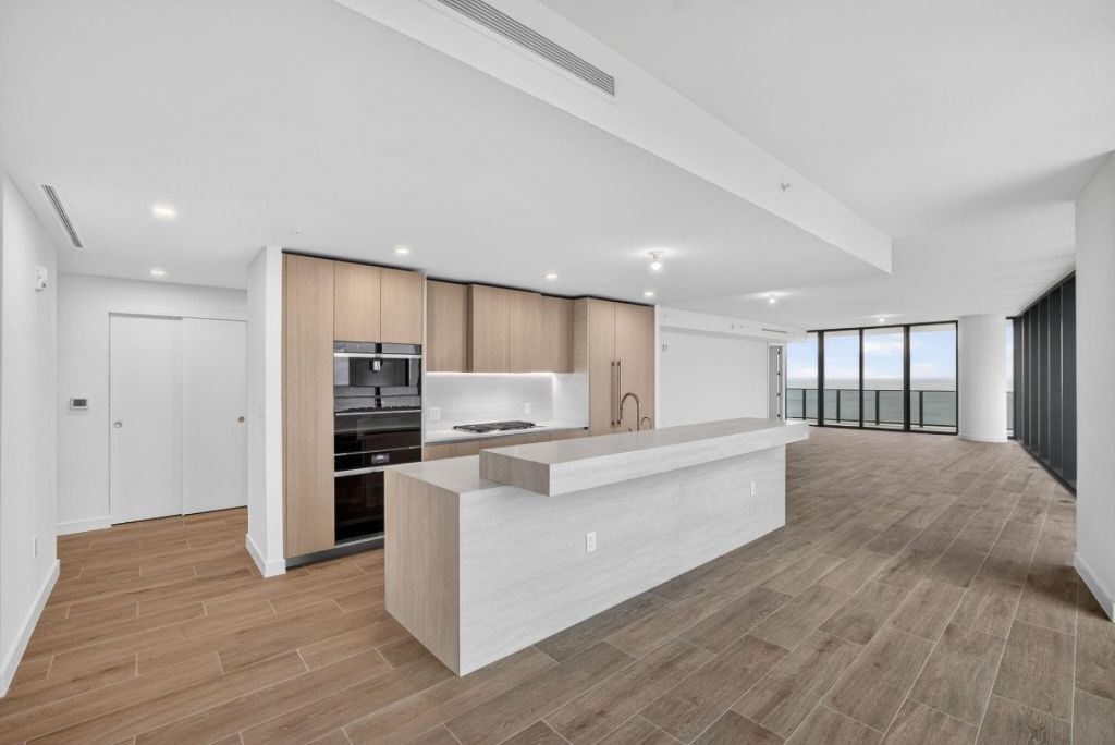 900 N Ocean Boulevard, Unit 1401, Pompano Beach, FL 33062 Photo