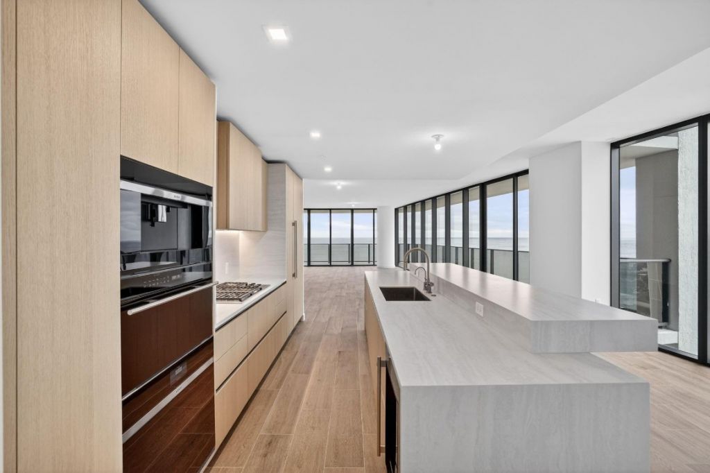 900 N Ocean Boulevard, Unit 1401, Pompano Beach, FL 33062 Photo