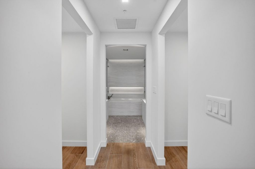 900 N Ocean Boulevard, Unit 1401, Pompano Beach, FL 33062 Photo