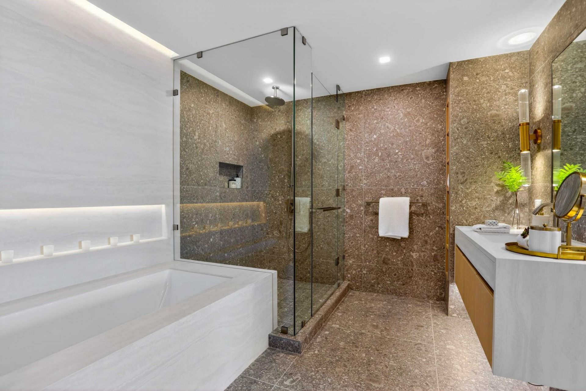 900 N Ocean Boulevard, Unit 1401, Pompano Beach, FL 33062 Photo