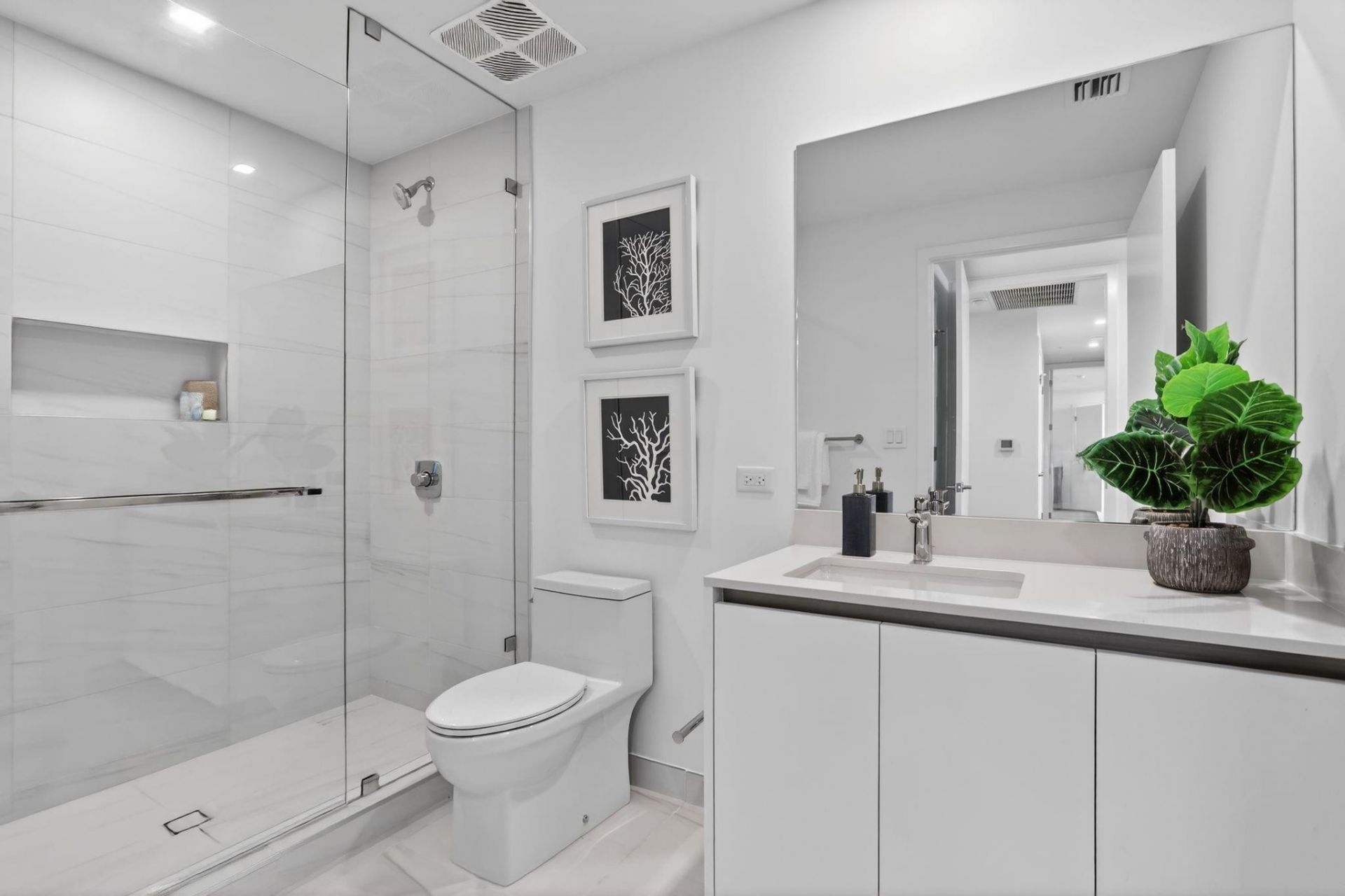 900 N Ocean Boulevard, Unit 1401, Pompano Beach, FL 33062 Photo