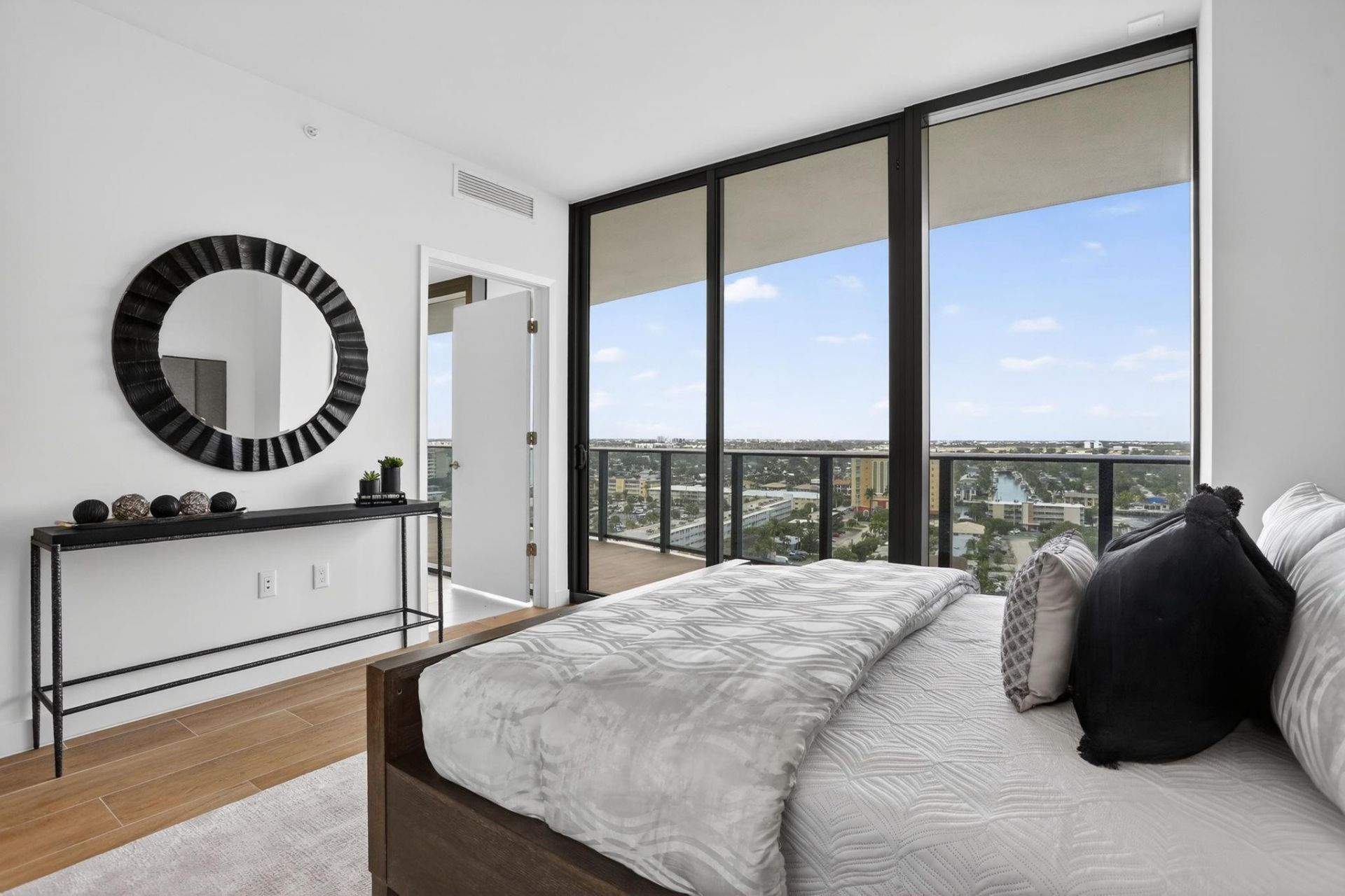 900 N Ocean Boulevard, Unit 1401, Pompano Beach, FL 33062 Photo