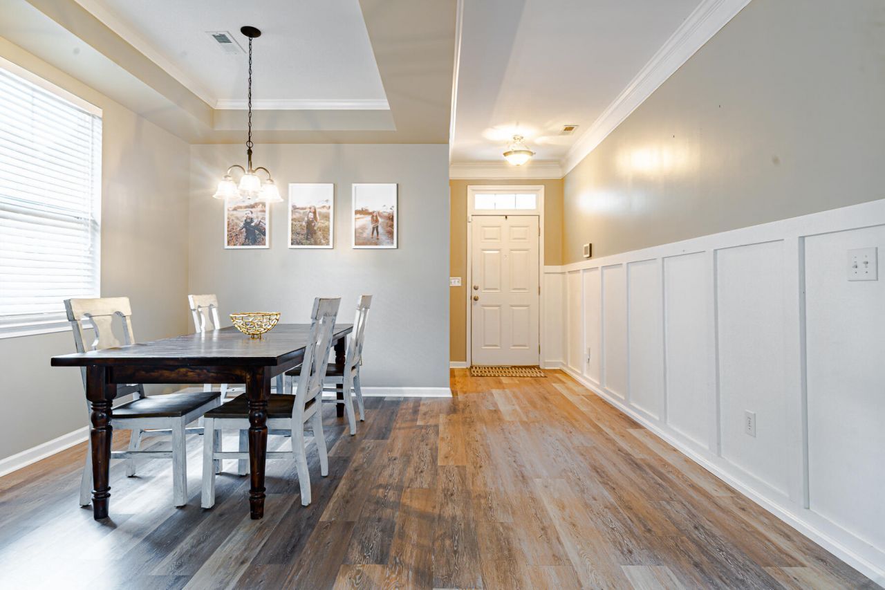 374 Sanctuary Park Drive Photo 10