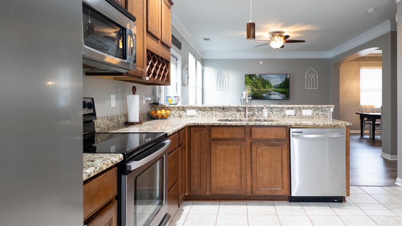 374 Sanctuary Park Drive Photo 19