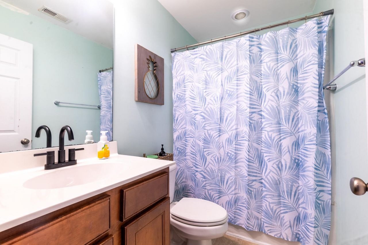 374 Sanctuary Park Drive Photo 24