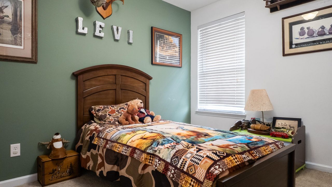 374 Sanctuary Park Drive Photo 25