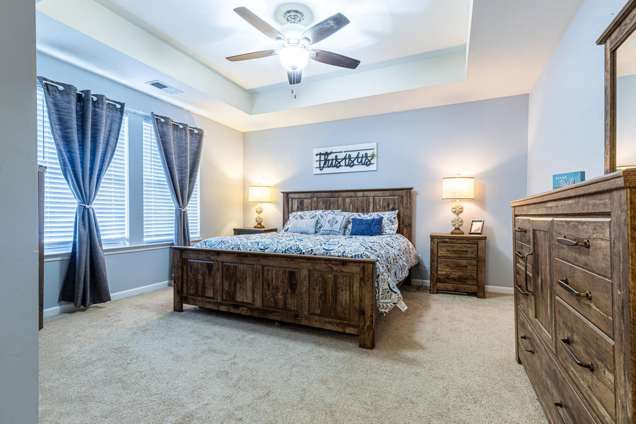 374 Sanctuary Park Drive Photo 27