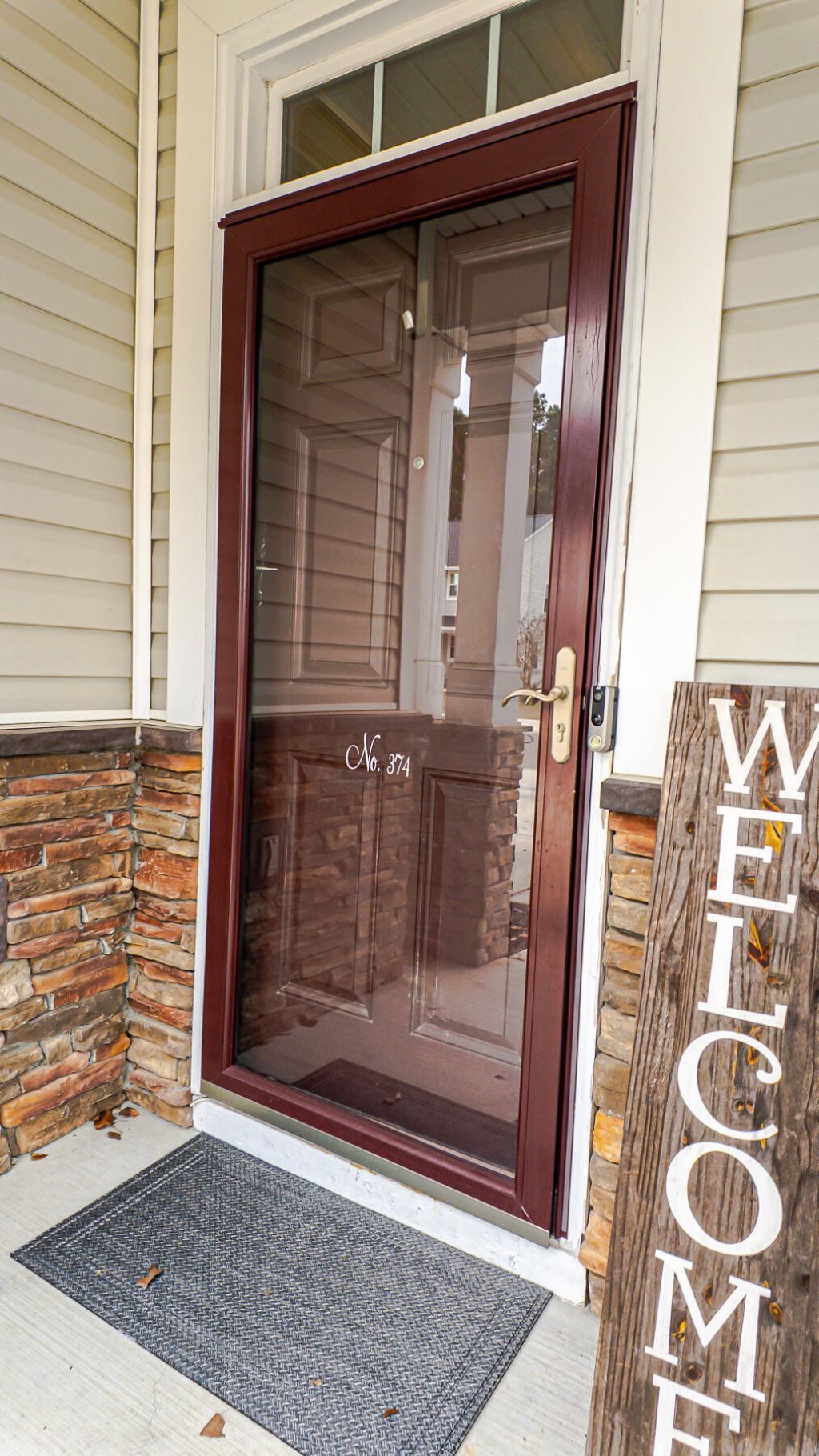 374 Sanctuary Park Drive Photo 5