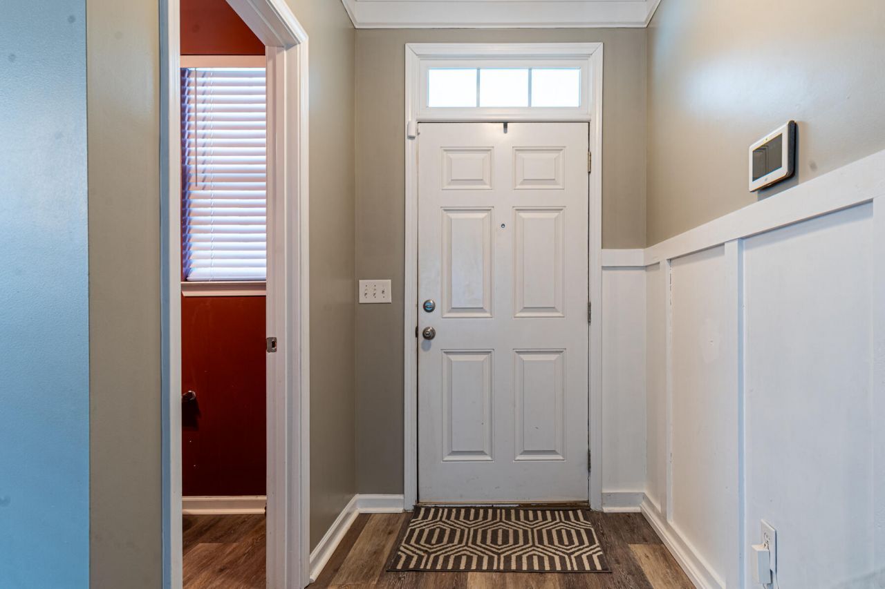 374 Sanctuary Park Drive Photo 7