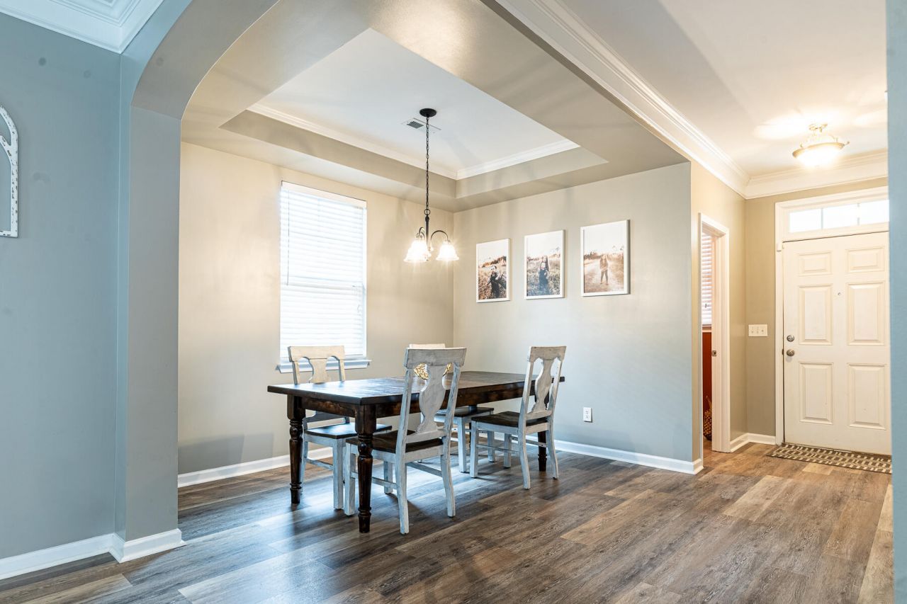 374 Sanctuary Park Drive Photo 9