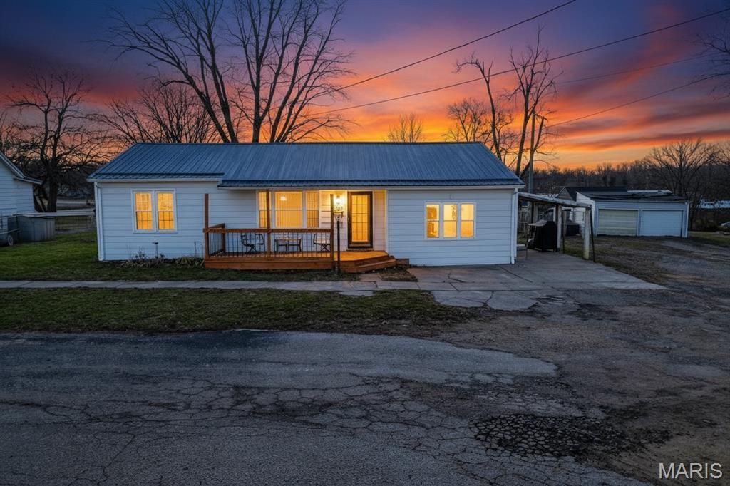 202 W Mulberry Street, Other, MO 65259 Main Photo