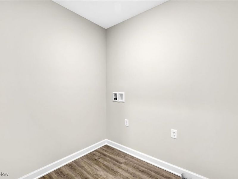 482 Meadow Trail SW, Hartville, OH 44632 Photo 20