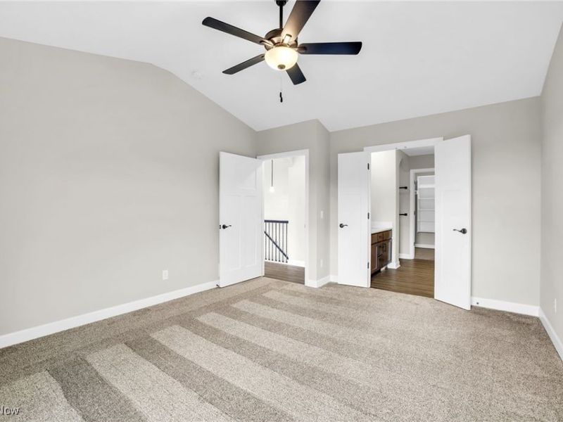 482 Meadow Trail SW, Hartville, OH 44632 Photo 22