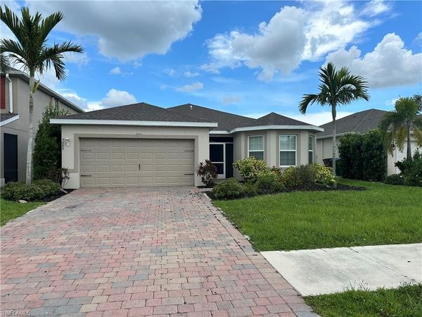 3488 Acapulco CIR, CAPE CORAL, FL 33909